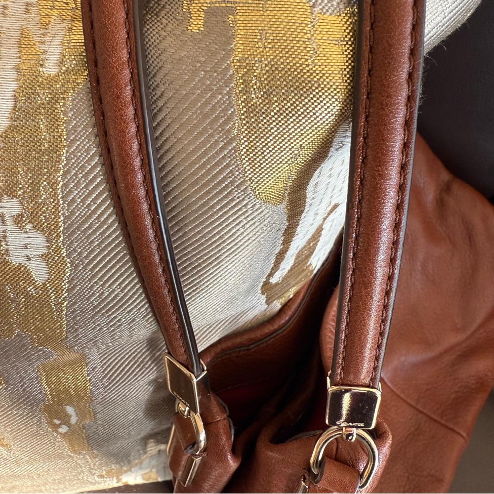 LIKE-NEW Coach Phoebe Shoulder Bag - Picture 11 of 11